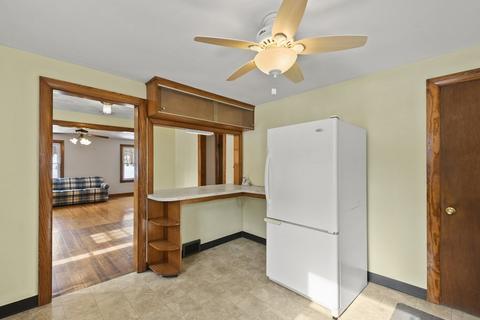 77 Chase St, Orange, MA 01364 photo 15
