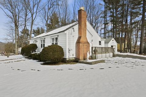 77 Chase St, Orange, MA 01364 photo 5