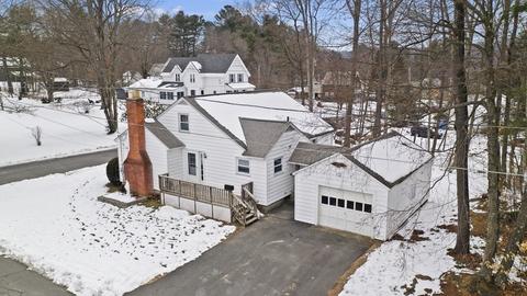 77 Chase St, Orange, MA 01364 photo 2