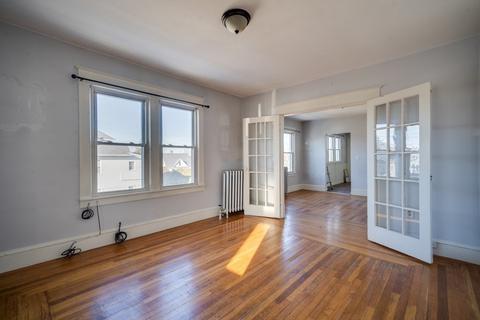 243 Nonotuck Ave, Chicopee, MA 01013 photo 8