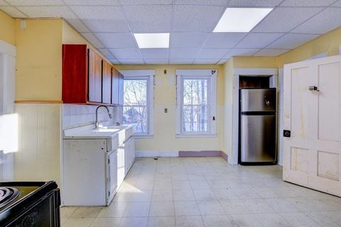 9 Pleasant St, Ashburnham, MA 01430 photo 17