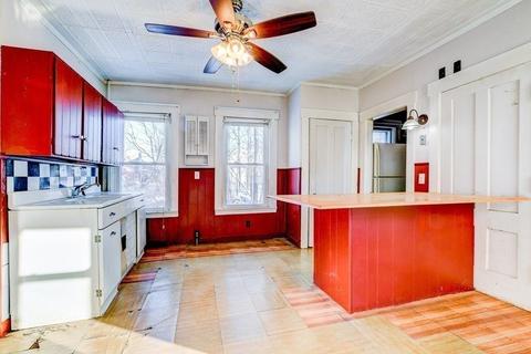 9 Pleasant St, Ashburnham, MA 01430 photo 4