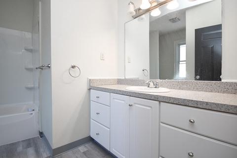 56 Mapledell St, Springfield, MA 01109 photo 24