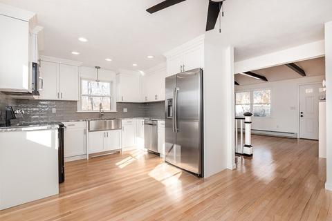 30 Central Ave, Attleboro, MA 02703 photo 9