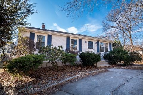 30 Central Ave, Attleboro, MA 02703 photo 3
