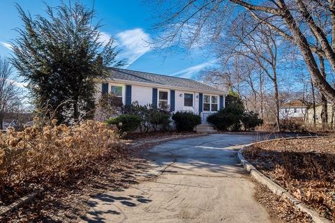 30 Central Ave, Attleboro, MA 02703 photo 2