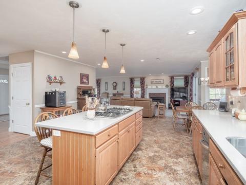14 Talbott Farm Dr, Mendon, MA 01756 photo 9