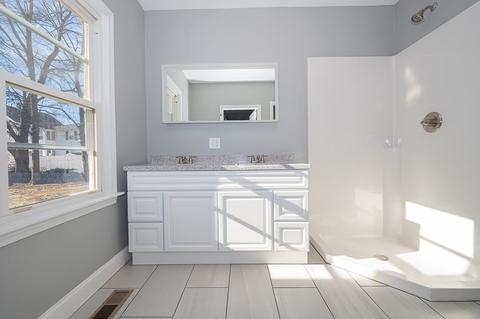 15 Everett Ave, Webster, MA 01570 photo 18