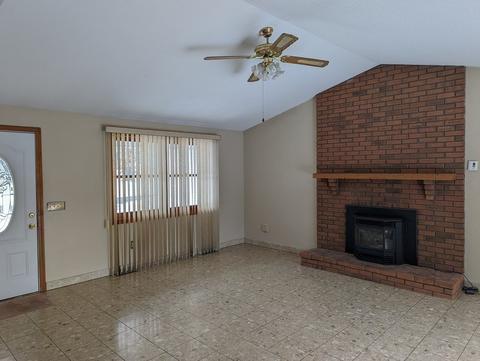 233 Christopher Ter, West Springfield, MA 01089 photo 7