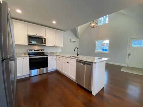 18 Adelle Cir, Worcester, MA 01607 photo 3