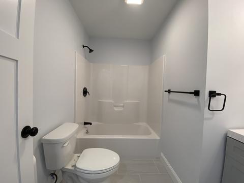 18 Adelle Cir, Worcester, MA 01607 photo 9