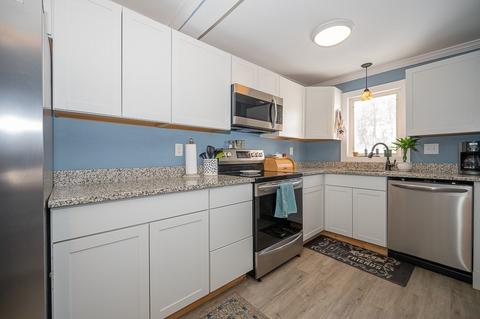 32 Maple St, Webster, MA 01570 photo 3