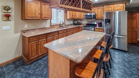 72 Kilburn St, Fall River, MA 02724 photo 5