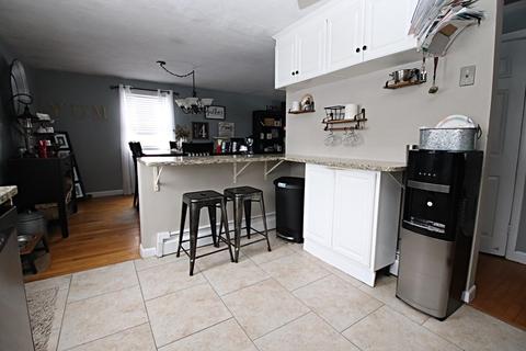 12 Alvah St, Saugus, MA 01906 photo 6