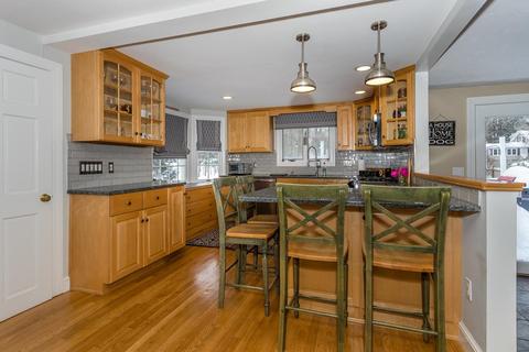 15 Morton St, Canton, MA 02021 photo 9