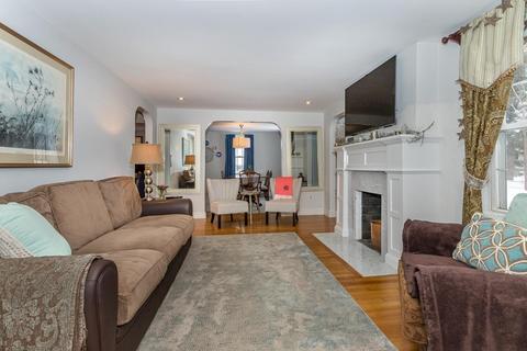 15 Morton St, Canton, MA 02021 photo 4