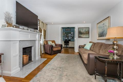 15 Morton St, Canton, MA 02021 photo 3