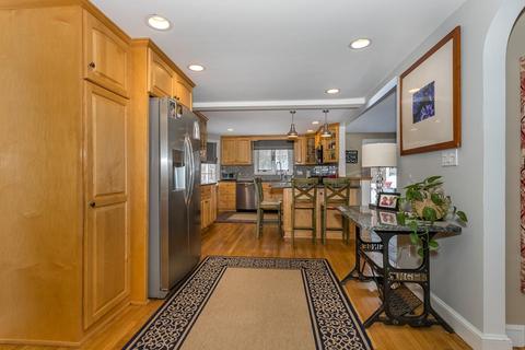 15 Morton St, Canton, MA 02021 photo 8