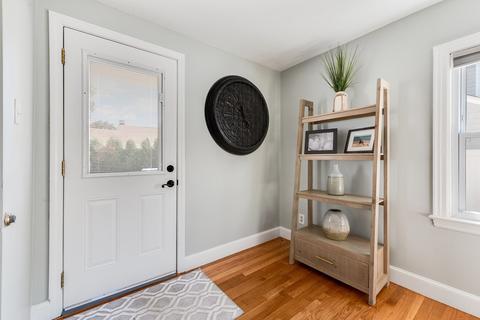 45 Oregon St, Springfield, MA 01118 photo 9