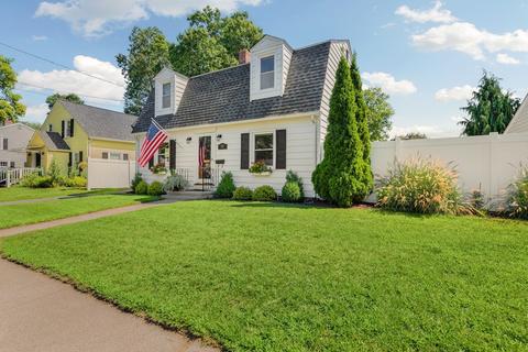 45 Oregon St, Springfield, MA 01118 photo 1