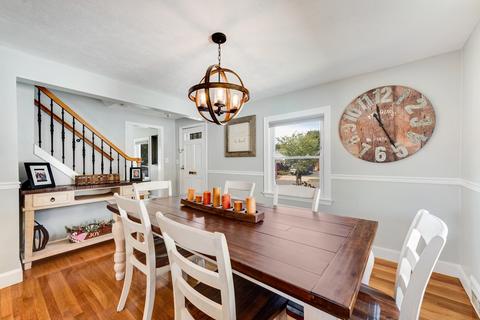 45 Oregon St, Springfield, MA 01118 photo 8