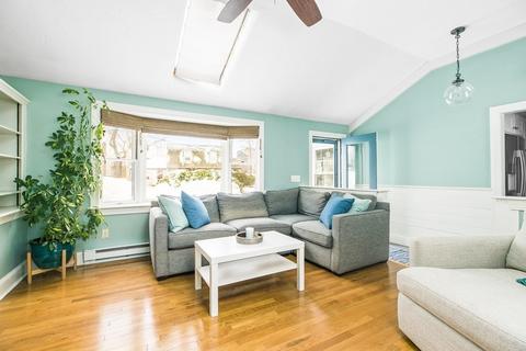 2 Birch Cir, Hingham, MA 02043 photo 4