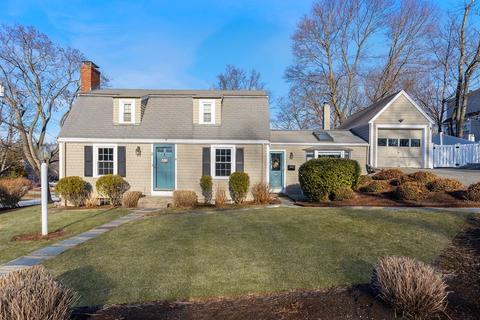 2 Birch Cir, Hingham, MA 02043 photo 1