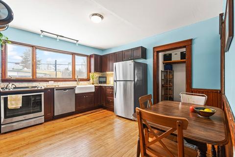 60 Thompson St, Maynard, MA 01754 photo 10