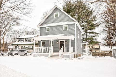 28 Walnut St, Framingham, MA 01702 photo 2