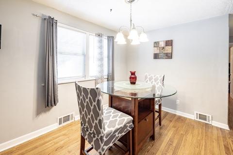 39 E Allen Ridge Rd, Springfield, MA 01118 photo 6