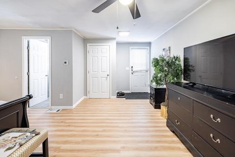 39 E Allen Ridge Rd, Springfield, MA 01118 photo 12