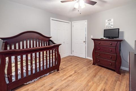 39 E Allen Ridge Rd, Springfield, MA 01118 photo 18