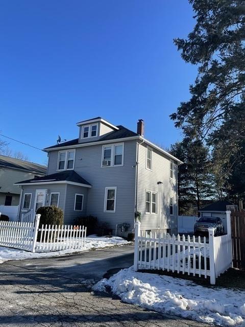 17 Garibaldi St, Springfield, MA 01119 photo 3