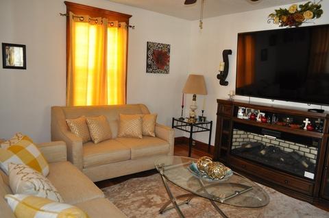 111 Wilber St, Springfield, MA 01104 photo 4