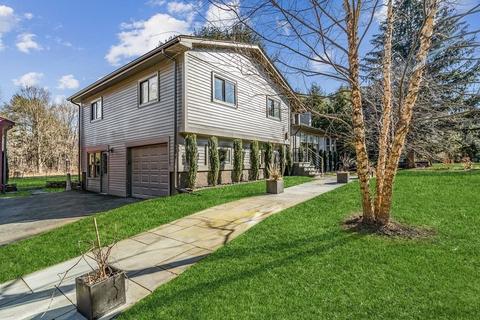 6 Wakeland Rd, Dover, MA 02030 photo 2
