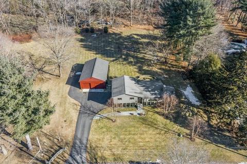 6 Wakeland Rd, Dover, MA 02030 photo 3