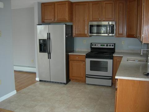2 Beverly Cv, Worcester, MA 01604 photo 3