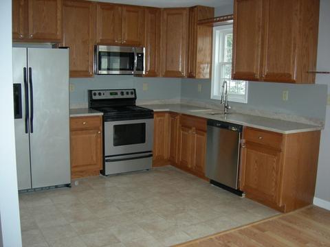 2 Beverly Cv, Worcester, MA 01604 photo 2