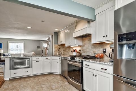 11 Macarthur Rd, Natick, MA 01760 photo 9