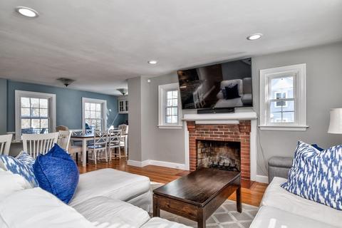 11 Macarthur Rd, Natick, MA 01760 photo 4