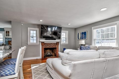 11 Macarthur Rd, Natick, MA 01760 photo 3