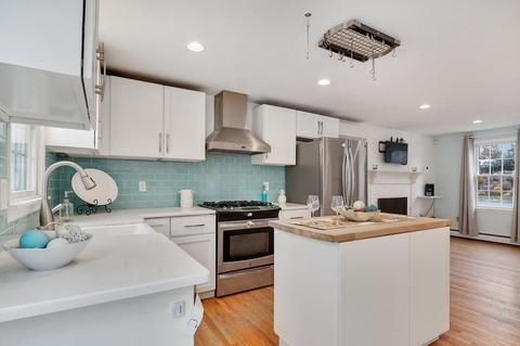 2 Windsor Way, Mashpee, MA 02649 photo 12