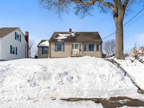 378 Oak Grv, Fall River, MA 02723 photo 1