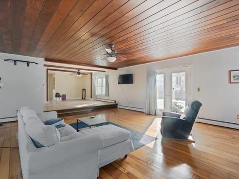 378 Oak Grv, Fall River, MA 02723 photo 11