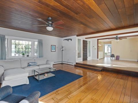 378 Oak Grv, Fall River, MA 02723 photo 8