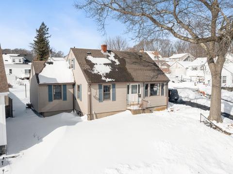 378 Oak Grv, Fall River, MA 02723 photo 2