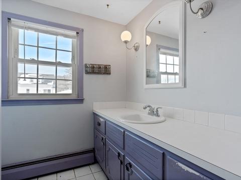 378 Oak Grv, Fall River, MA 02723 photo 13