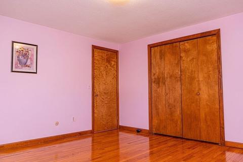 15 Hamel St, Chicopee, MA 01020 photo 14