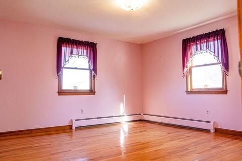 15 Hamel St, Chicopee, MA 01020 photo 13