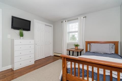 47 Upland Rd, Natick, MA 01760 photo 16